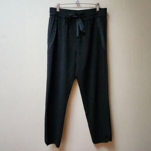 Kenneth Cole black dress pants / M